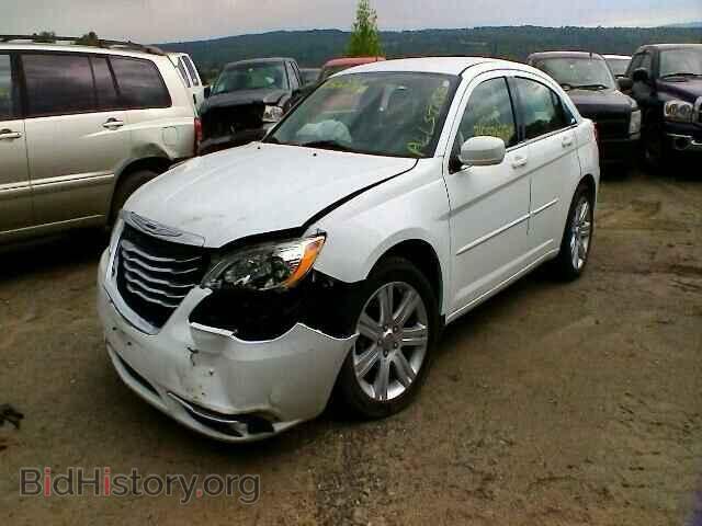 2013 CHRYSLER 200 - VIN: 1C3CCBBB6DN666064 - Фото 2