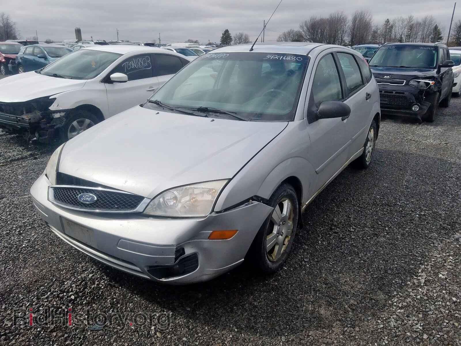2006 FORD FOCUS - VIN: 1FAFP37N66W170352 - Фото 2