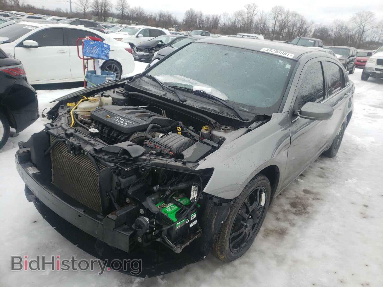 2012 CHRYSLER 200 - VIN: 1C3CCBBB7CN275813 - Фото 2