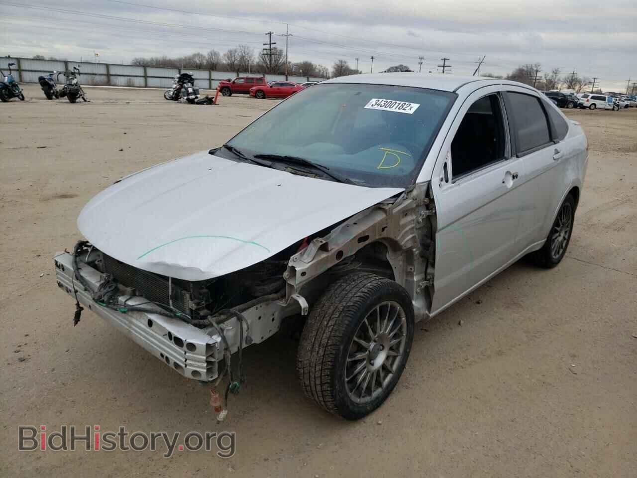 2011 FORD FOCUS - VIN: 1FAHP3GNXBW149295 - Фото 2