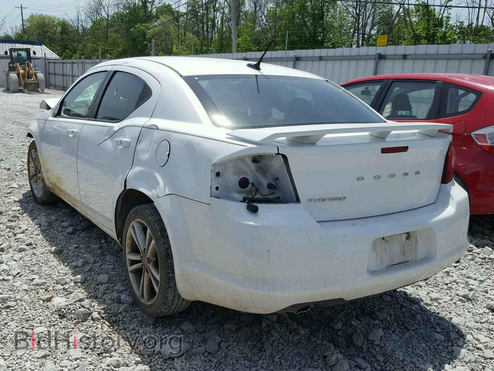 2011 DODGE AVENGER - VIN: 1B3BD1FG6BN621936 - Фото 3