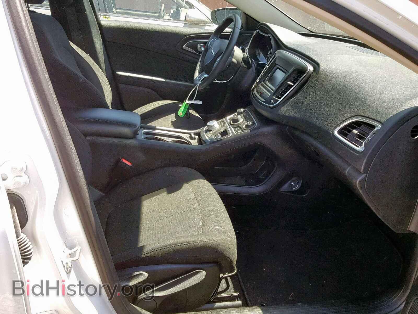 2016 CHRYSLER 200 - VIN: 1C3CCCAB6GN115581 - Фото 5