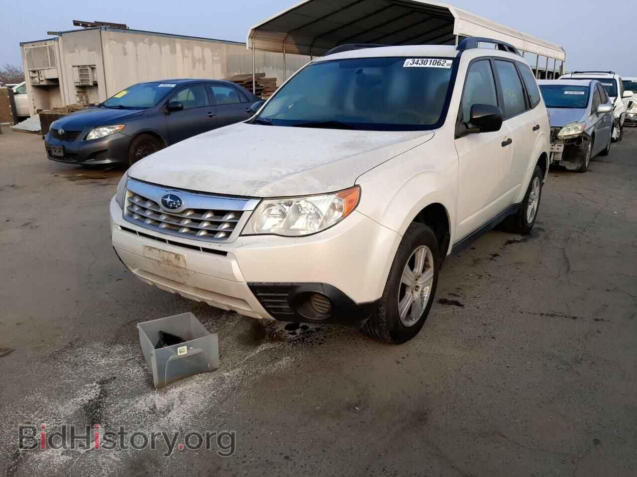 2013 SUBARU FORESTER - VIN: JF2SHABC3DH434467 - Фото 2