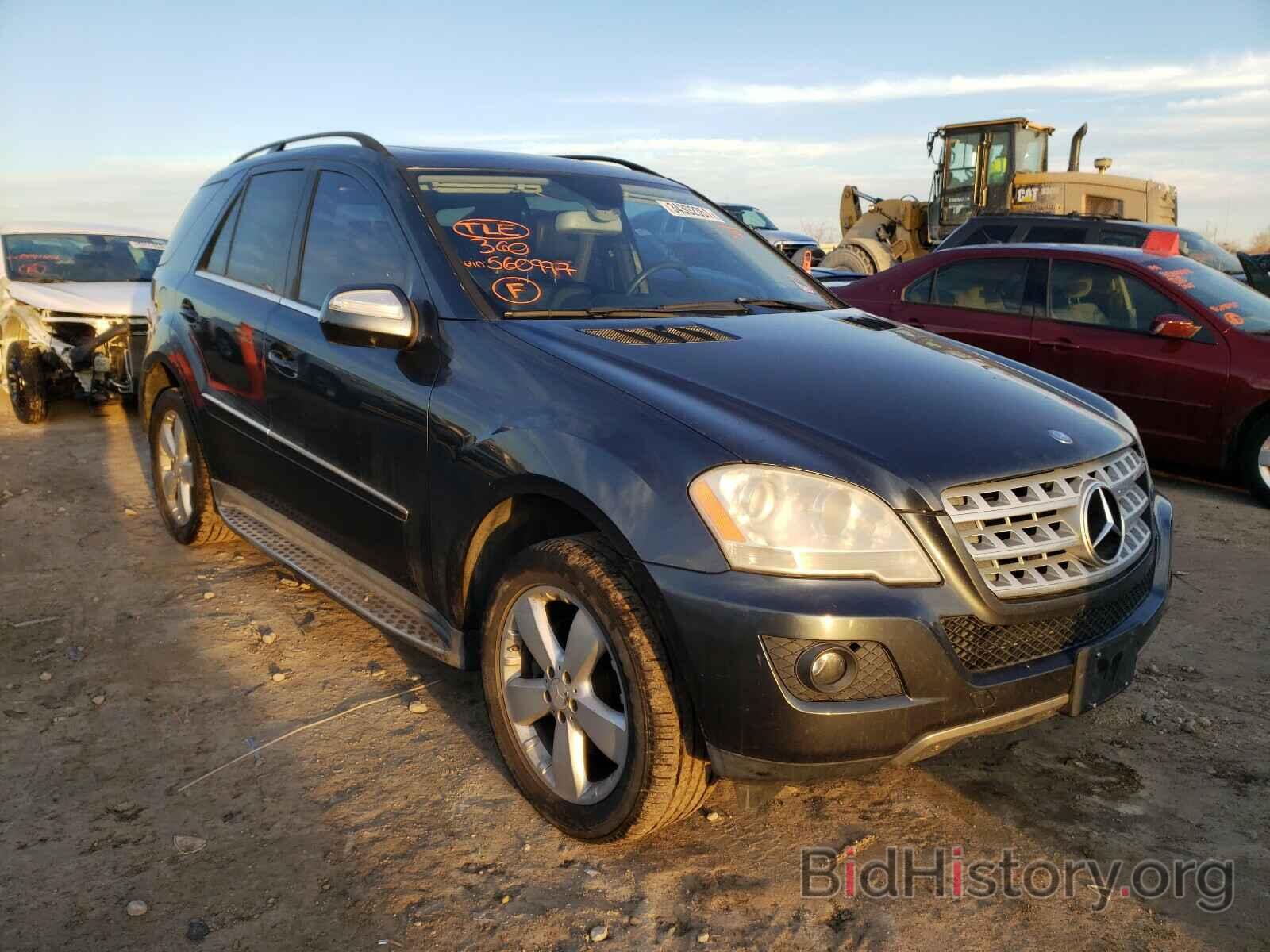 Фотография 4JGBB5GBXAA560977 - MERCEDES-BENZ M CLASS 2010