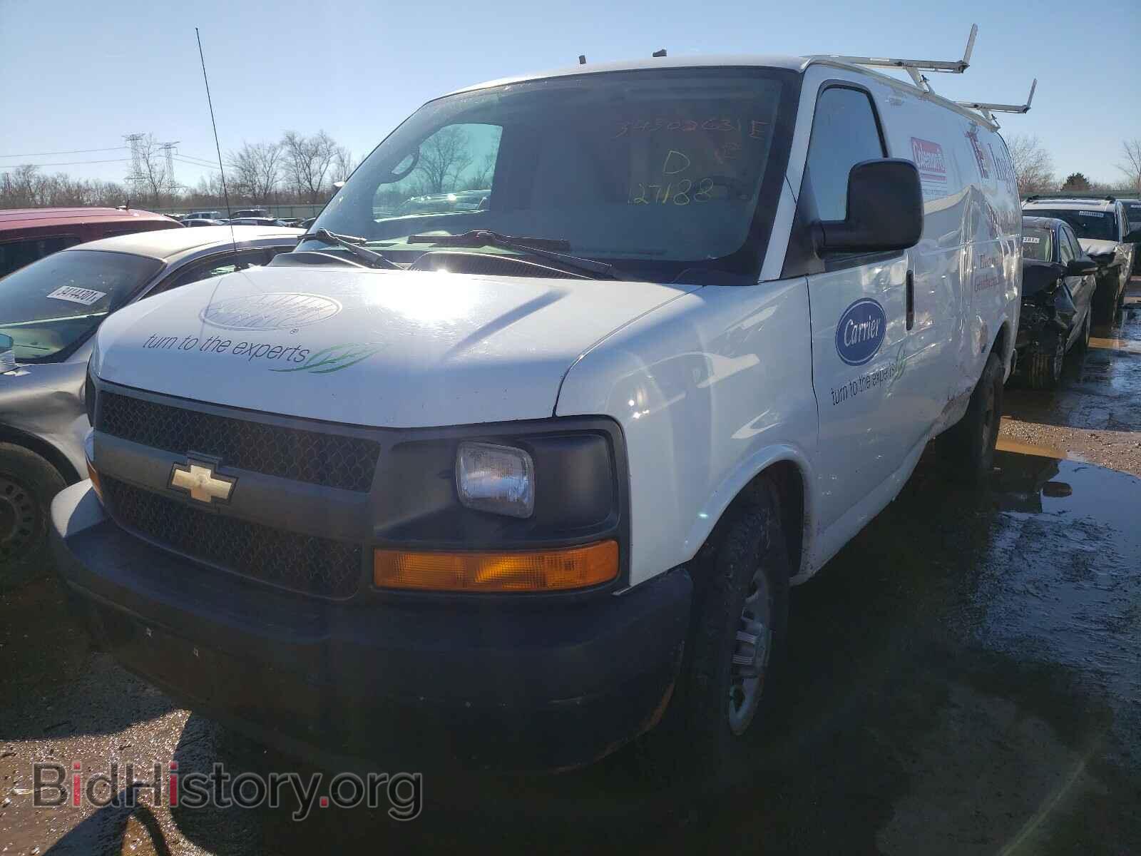 2011 CHEVROLET EXPRESS - VIN: 1GCWGFCA5B1127188 - Фото 2