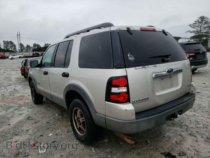 2006 Ford EXPLORER (VIN 1FMEU73E06UB31484) — photo 3 of 10