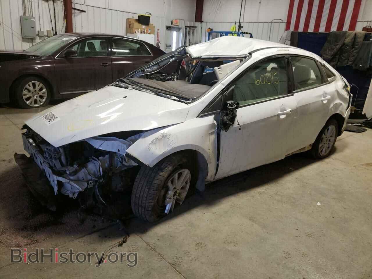 2015 FORD FOCUS - VIN: 1FADP3F23FL337055 - Photo 2