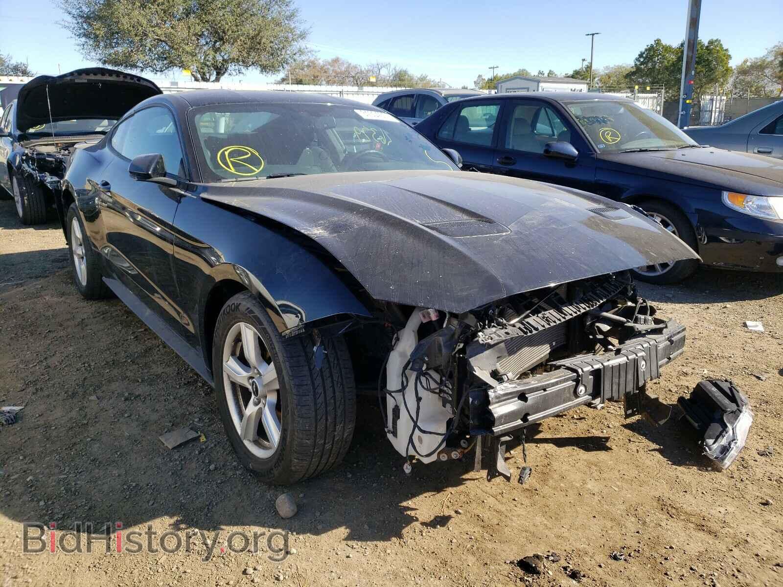 Photo 1FA6P8TH5J5184965 - FORD MUSTANG 2018