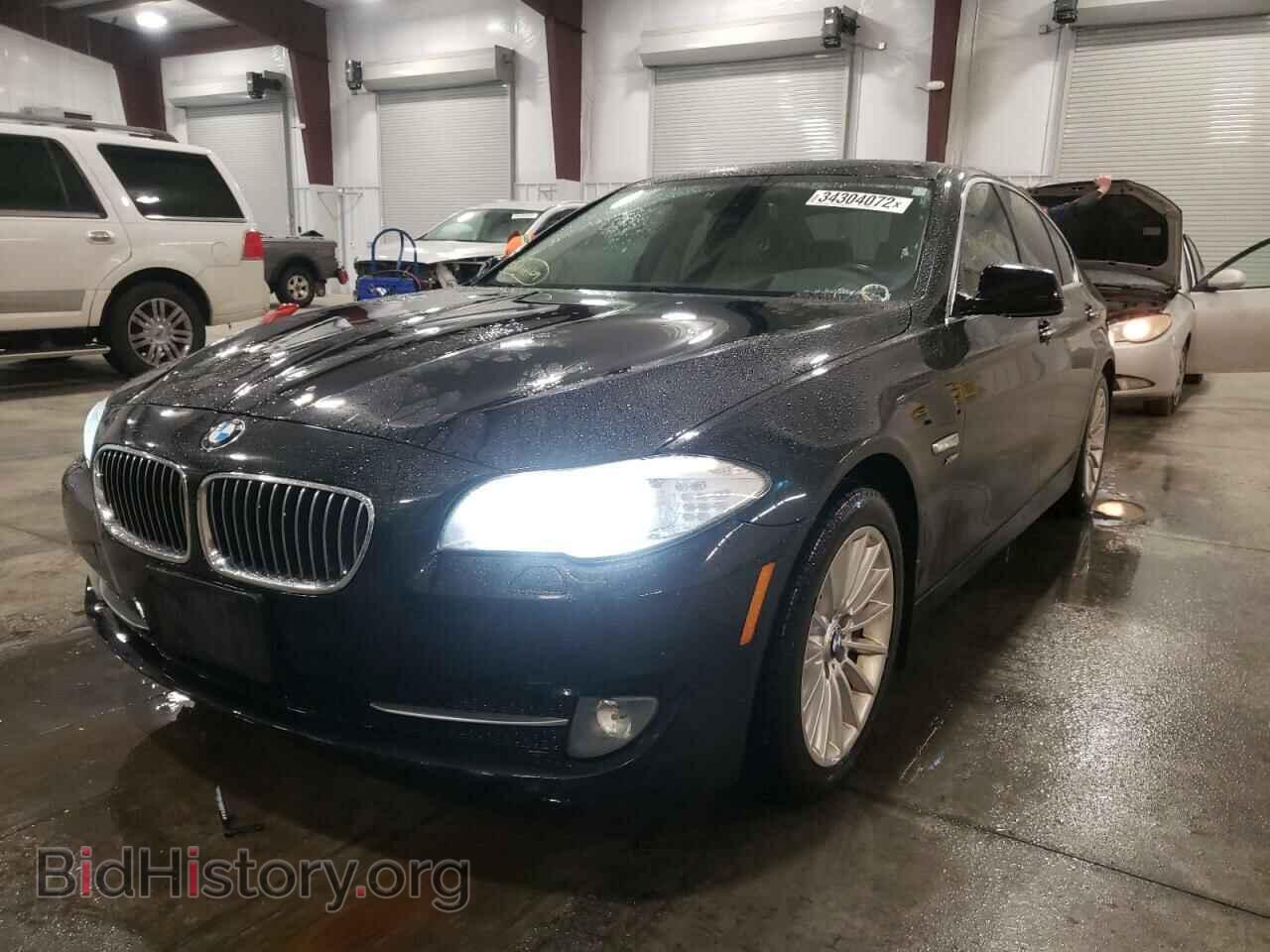 2011 BMW 5 SERIES - VIN: WBAFU7C50BC872594 - Фото 2