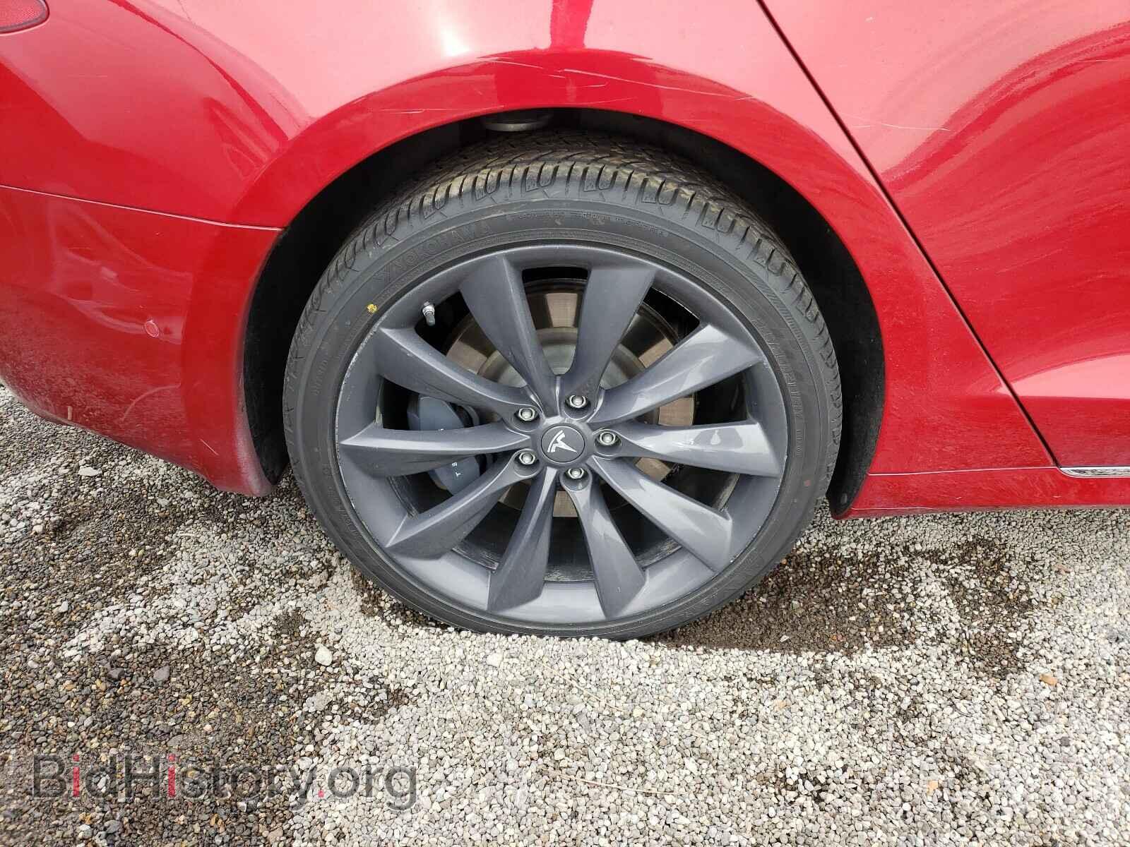 2017 TESLA MODEL S - VIN: 5YJSA1E25HF219748 - Photo 9