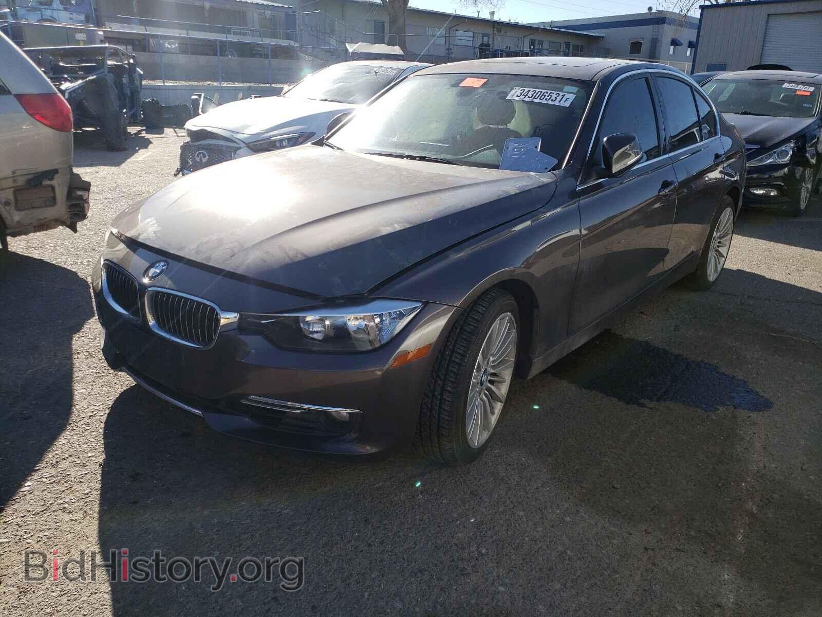 2013 BMW 3 SERIES - VIN: WBA3A5C59DJ461712 - Фото 2