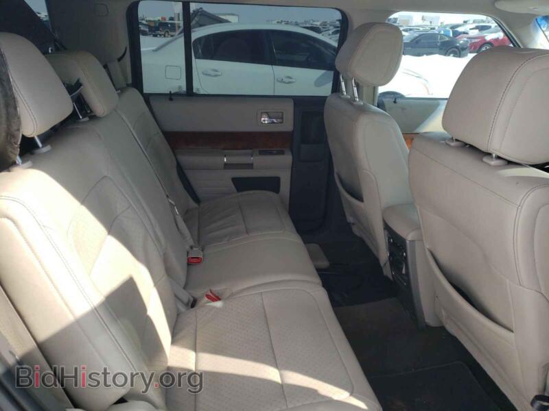 2011 Ford FLEX (VIN 2FMHK6DC4BBD23100) — photo 6 of 10