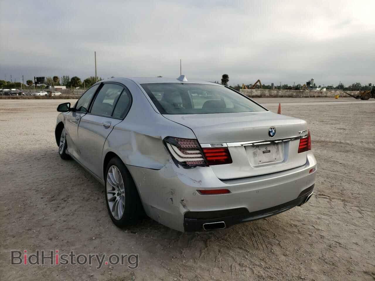 2015 BMW 7 SERIES - VIN: WBAYE4C57FD139074 - Фото 3