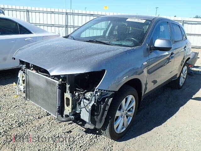 2013 MITSUBISHI OUTLANDER - VIN: 4A4AR3AU3DE015445 - Фото 2