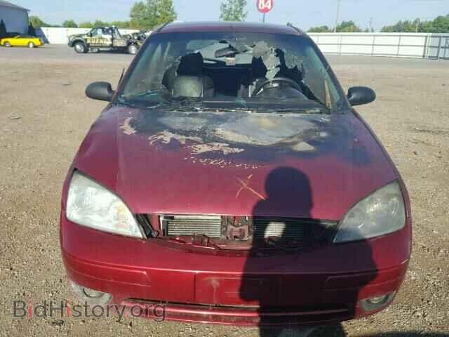 2005 FORD FOCUS - VIN: 3FAFP37N85R150279 - Фото 9