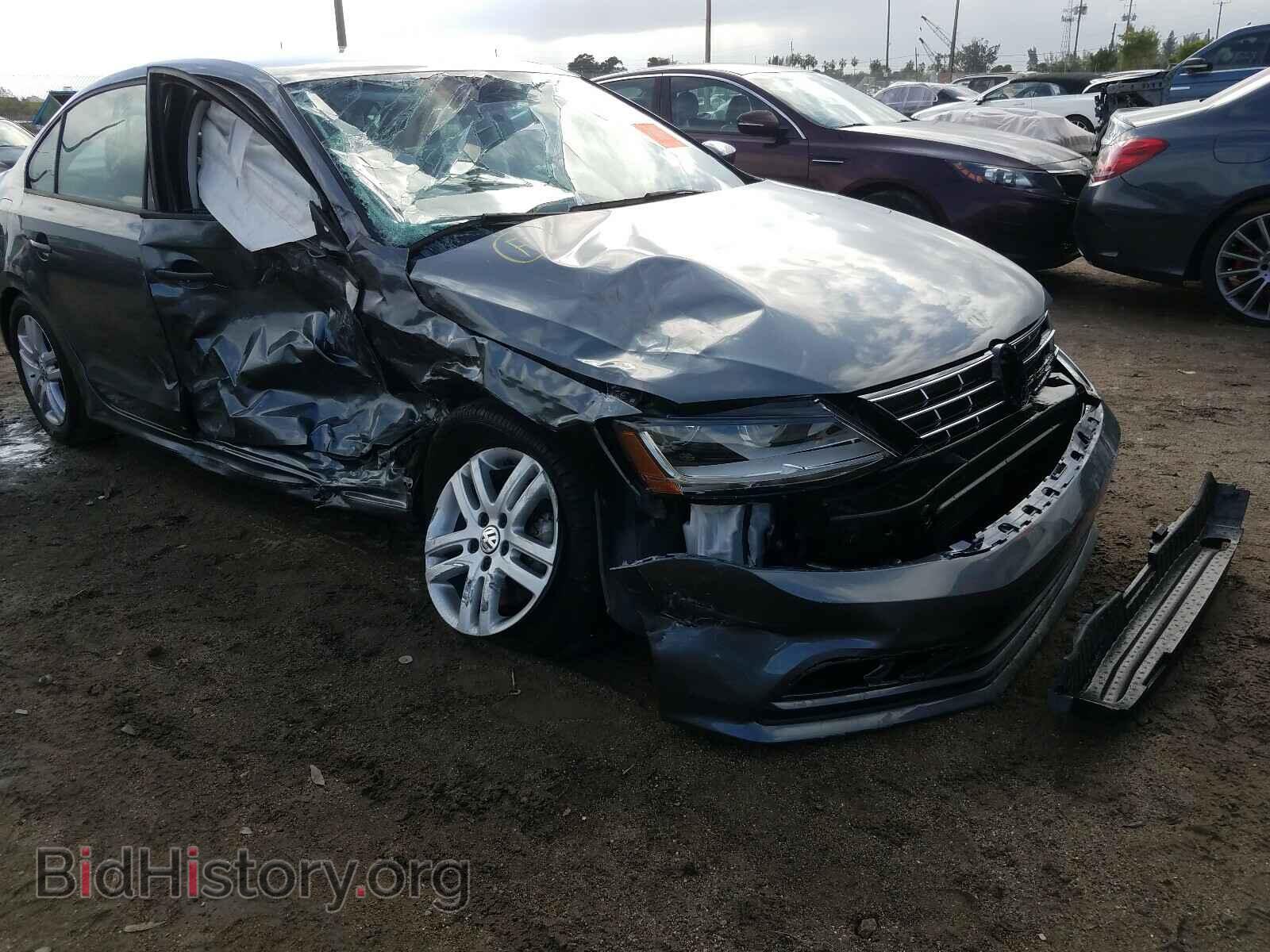 2018 VOLKSWAGEN JETTA - VIN: 3VW2B7AJ3JM261914 - Фото 9