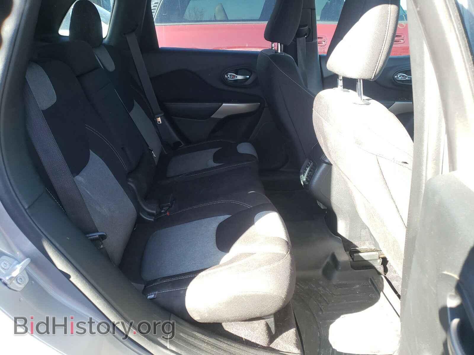 2017 JEEP CHEROKEE - VIN: 1C4PJLAB3HW643304 - Фото 6