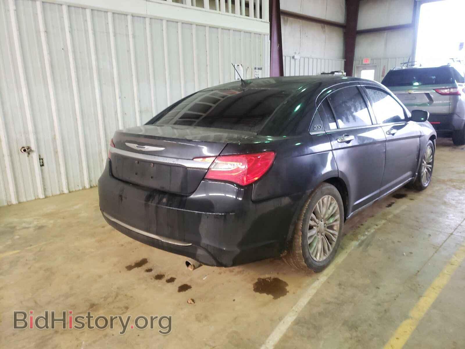 2012 CHRYSLER 200 - VIN: 1C3CCBCB7CN125750 - Фото 4