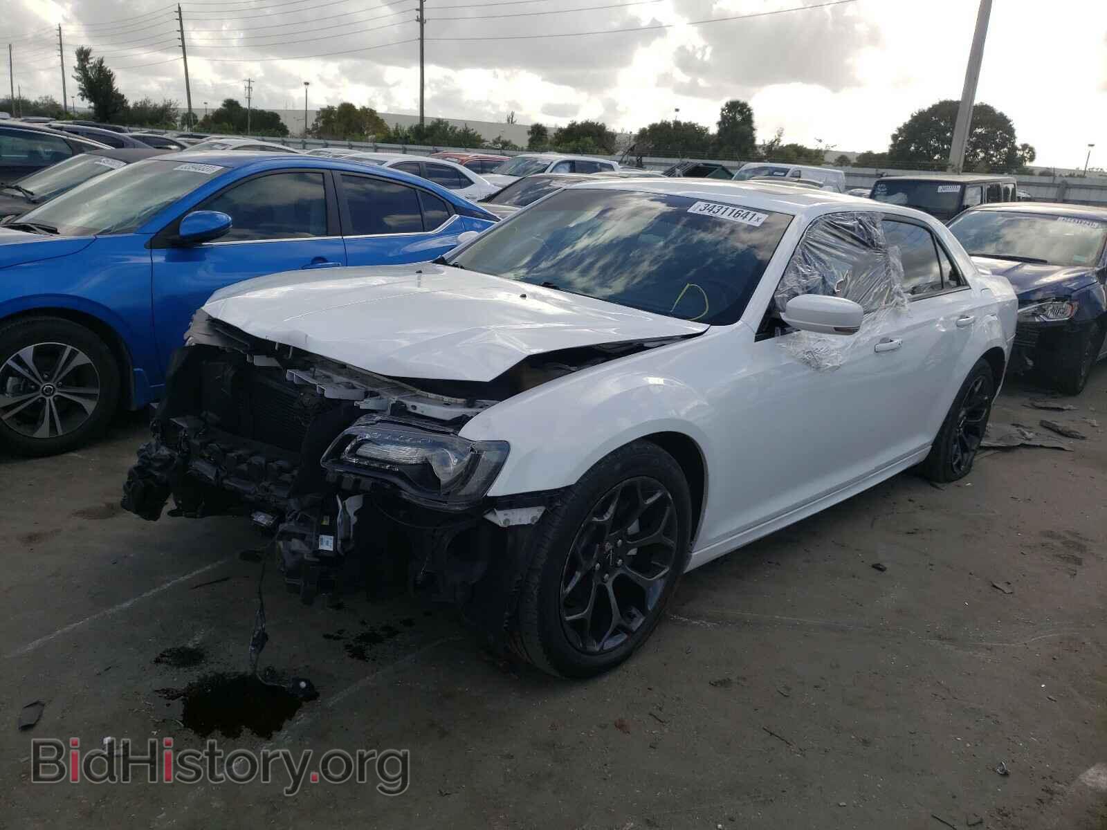 2015 CHRYSLER 300 - VIN: 2C3CCABT2FH903776 - Фото 2
