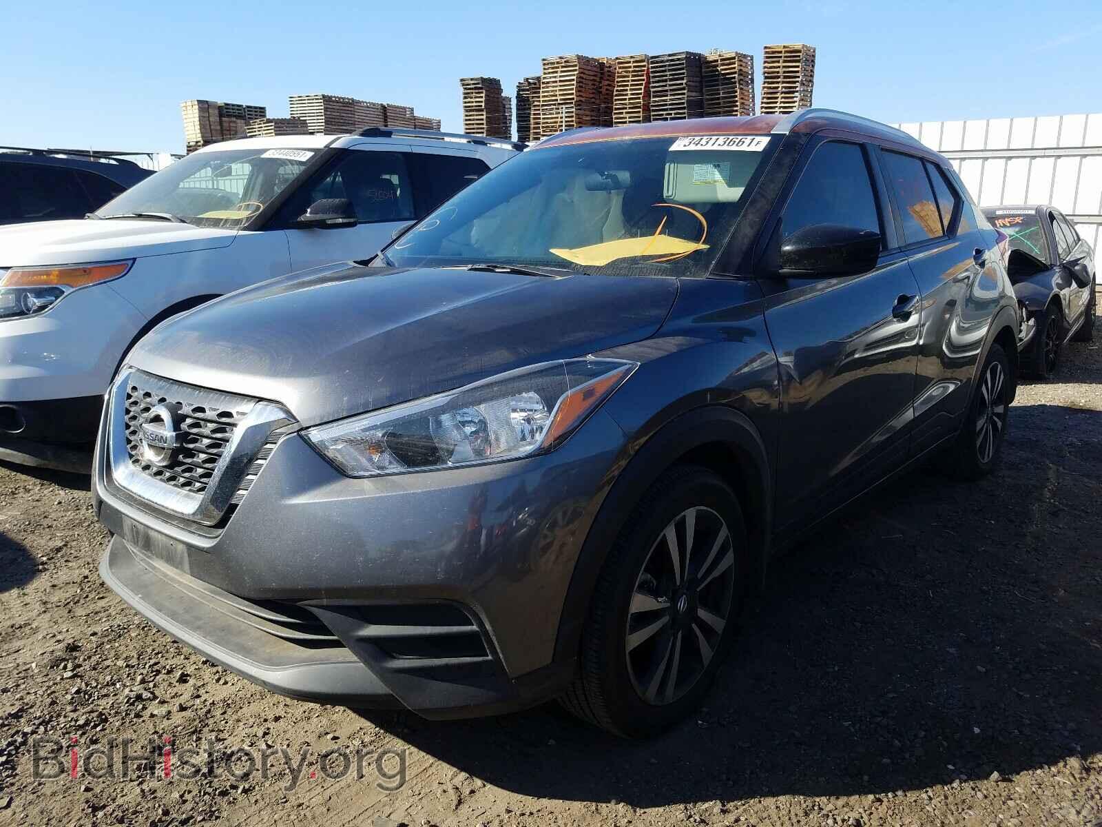 2019 NISSAN KICKS - VIN: 3N1CP5CU3KL542805 - Фото 2