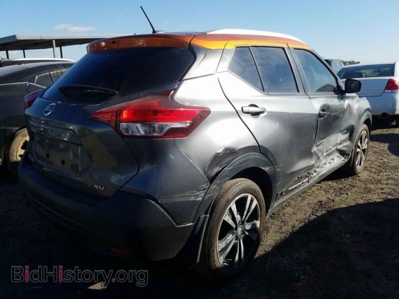 2019 Nissan KICKS (VIN 3N1CP5CU3KL542805) — photo 4 of 10