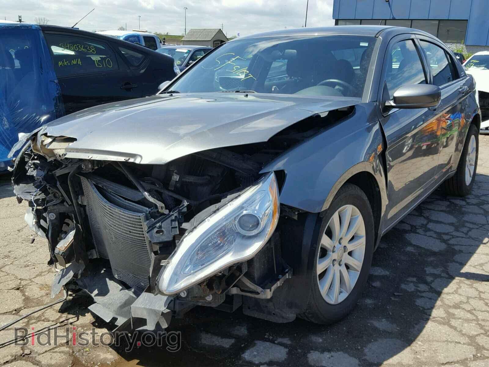2013 CHRYSLER 200 - VIN: 1C3CCBBB4DN701555 - Фото 2