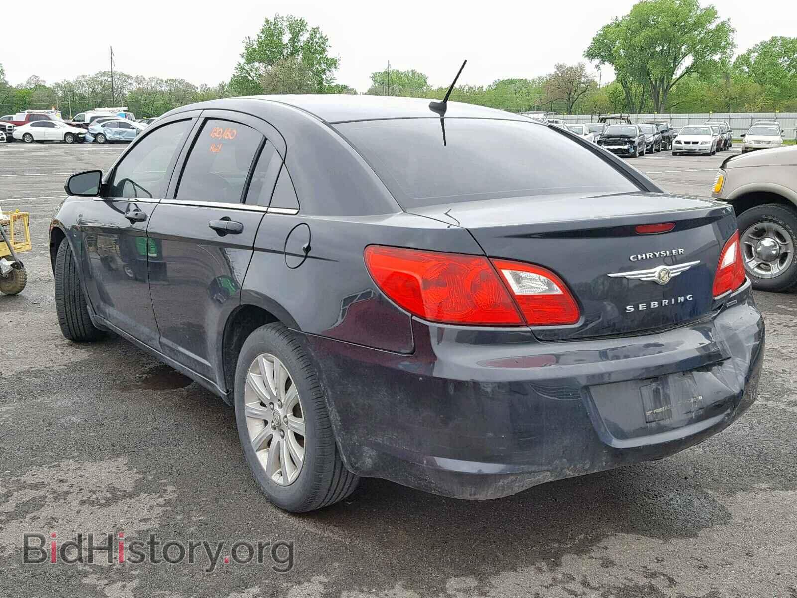 2010 CHRYSLER SEBRING - VIN: 1C3CC5FB9AN169596 - Фото 3