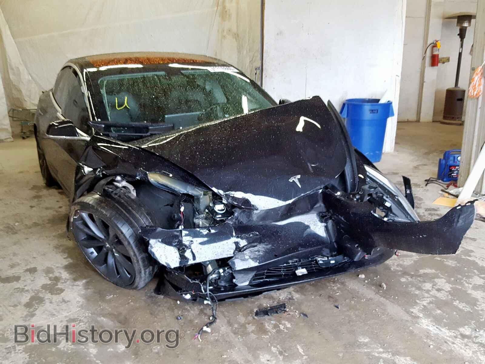 Фотография 5YJ3E1EA7JF078266 - TESLA MODEL 3 2018
