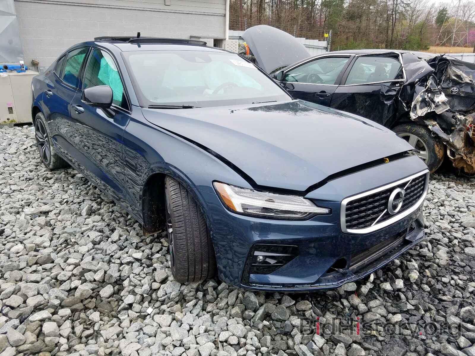 Photo 7JR102FM5KG017995 - VOLVO S60 2019