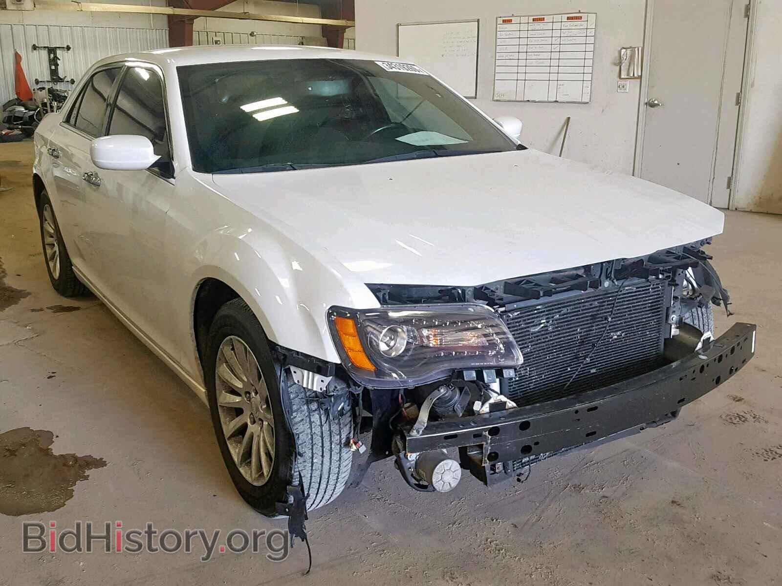 Фотография 2C3CCAAGXCH142463 - CHRYSLER 300 2012