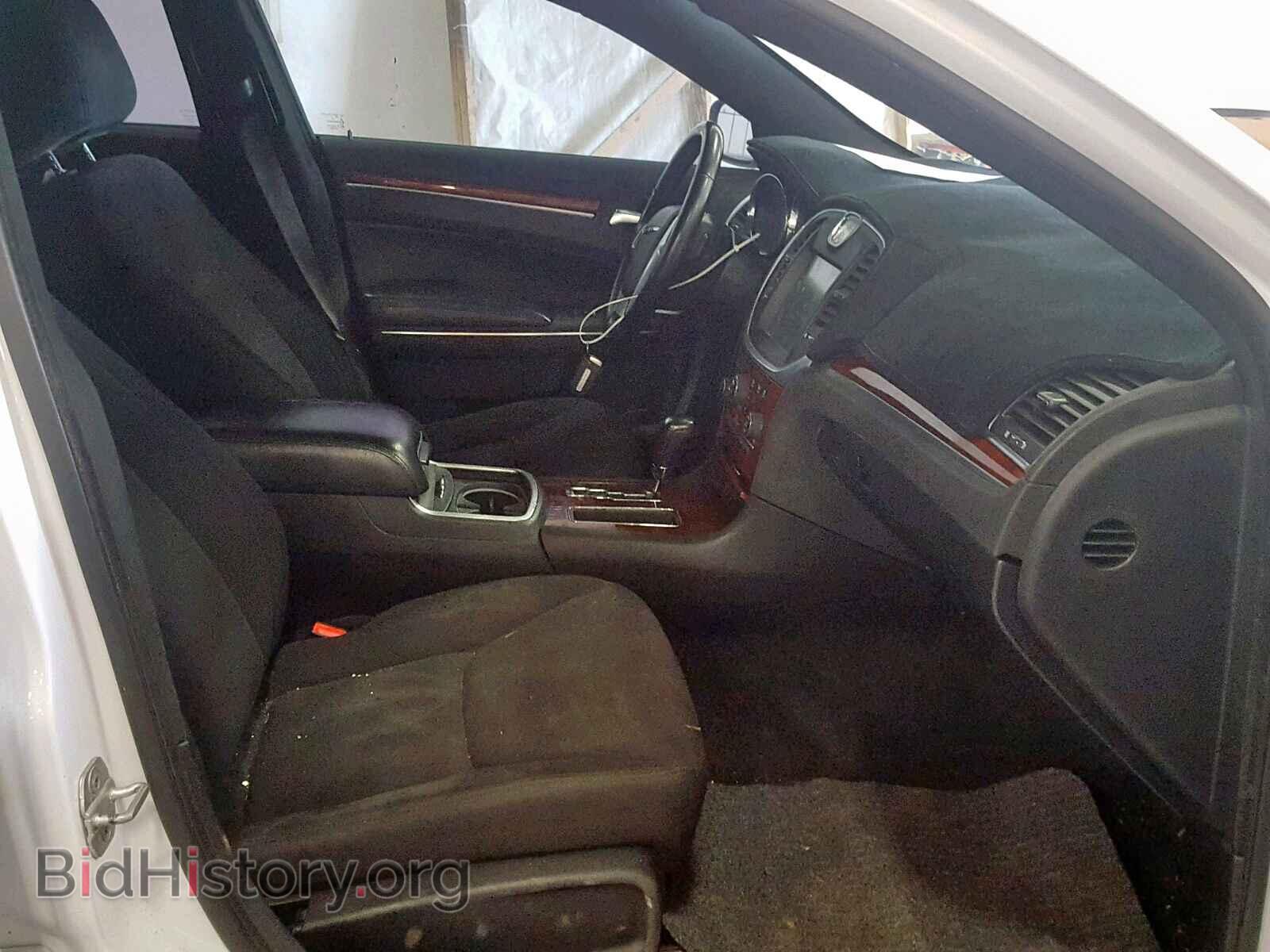 2012 CHRYSLER 300 - VIN: 2C3CCAAGXCH142463 - Фото 5