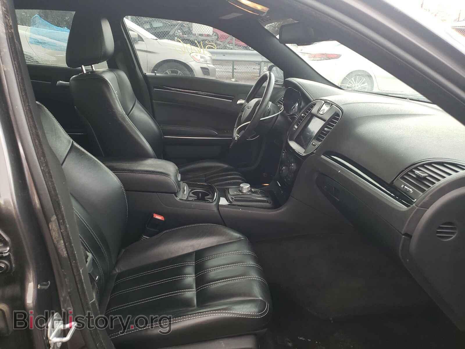 2017 CHRYSLER 300 - VIN: 2C3CCAGG6HH648130 - Фото 5