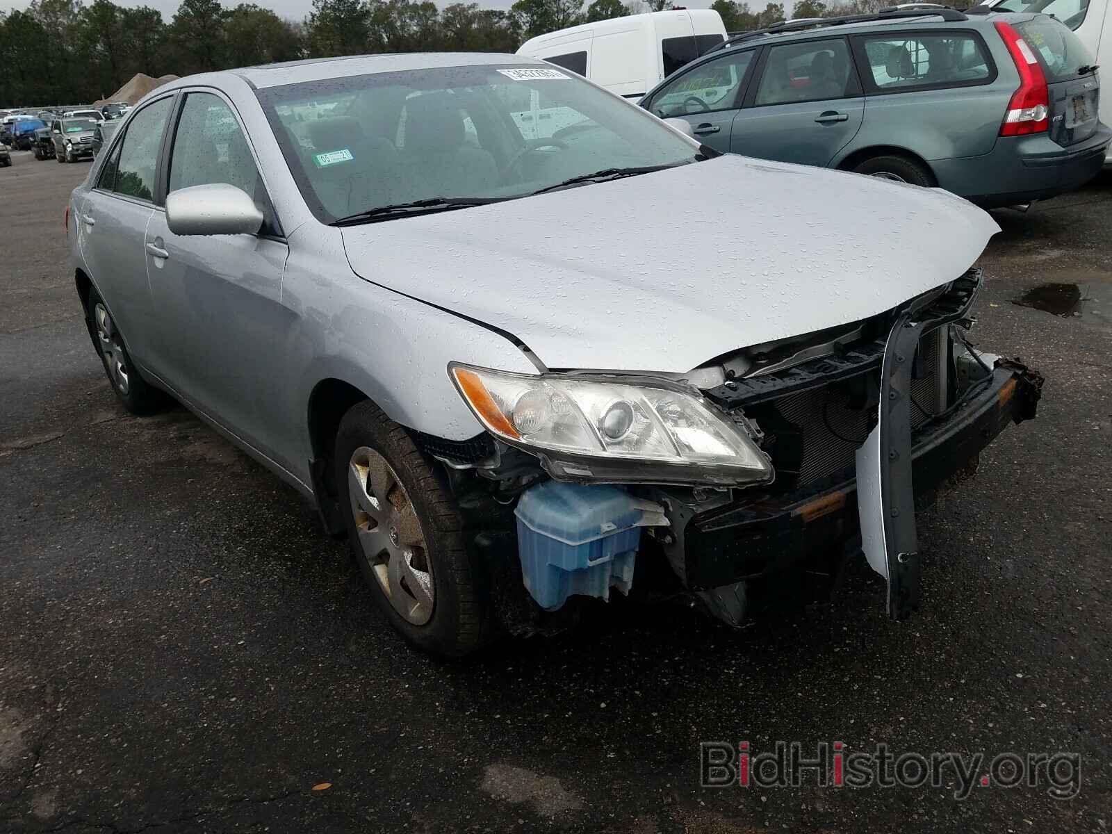 Photo 4T4BE46K17R011071 - TOYOTA CAMRY 2007
