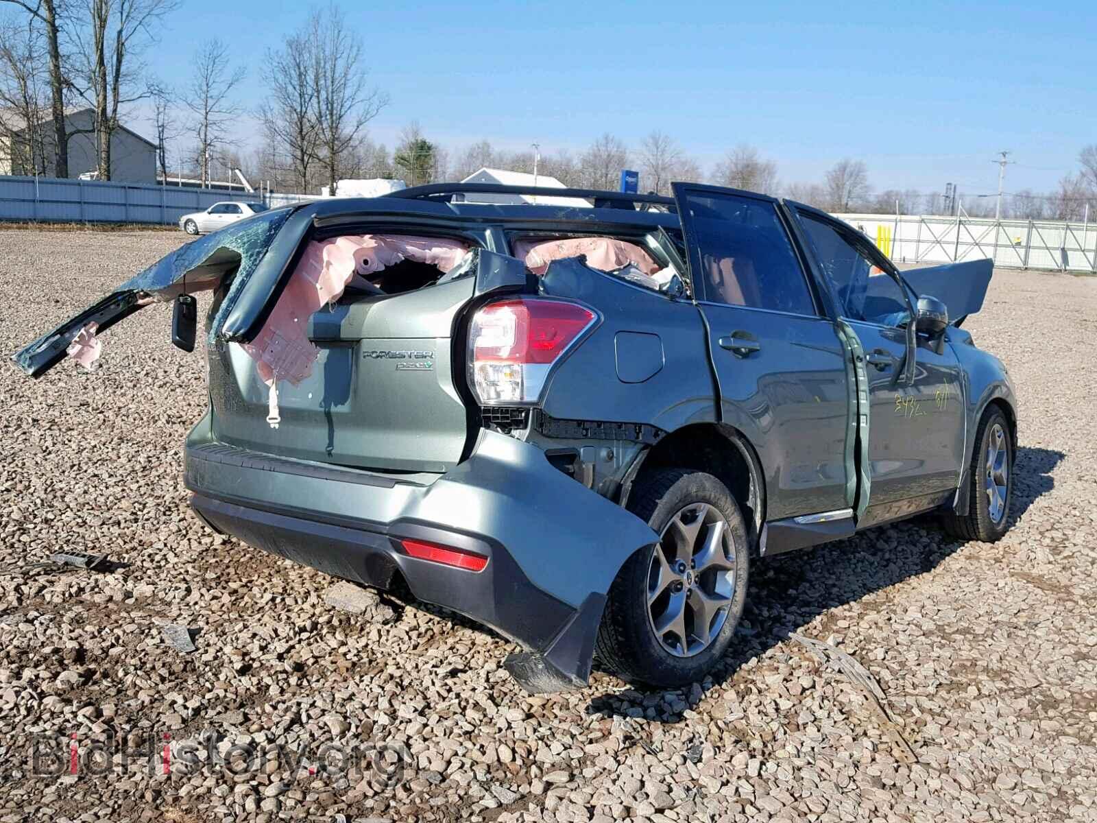 2017 SUBARU FORESTER - VIN: JF2SJATC5HH402211 - Фото 4