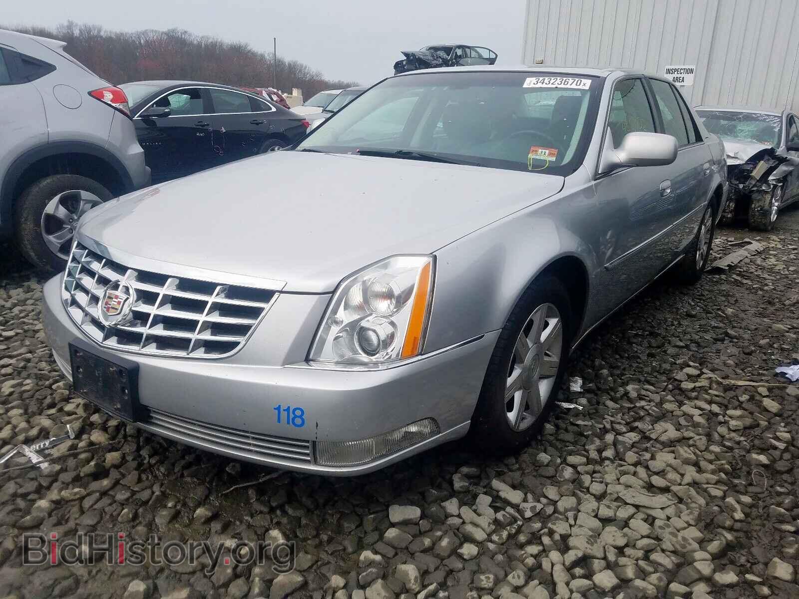 2011 CADILLAC DTS - VIN: 1G6KA5E62BU126679 - Фото 2
