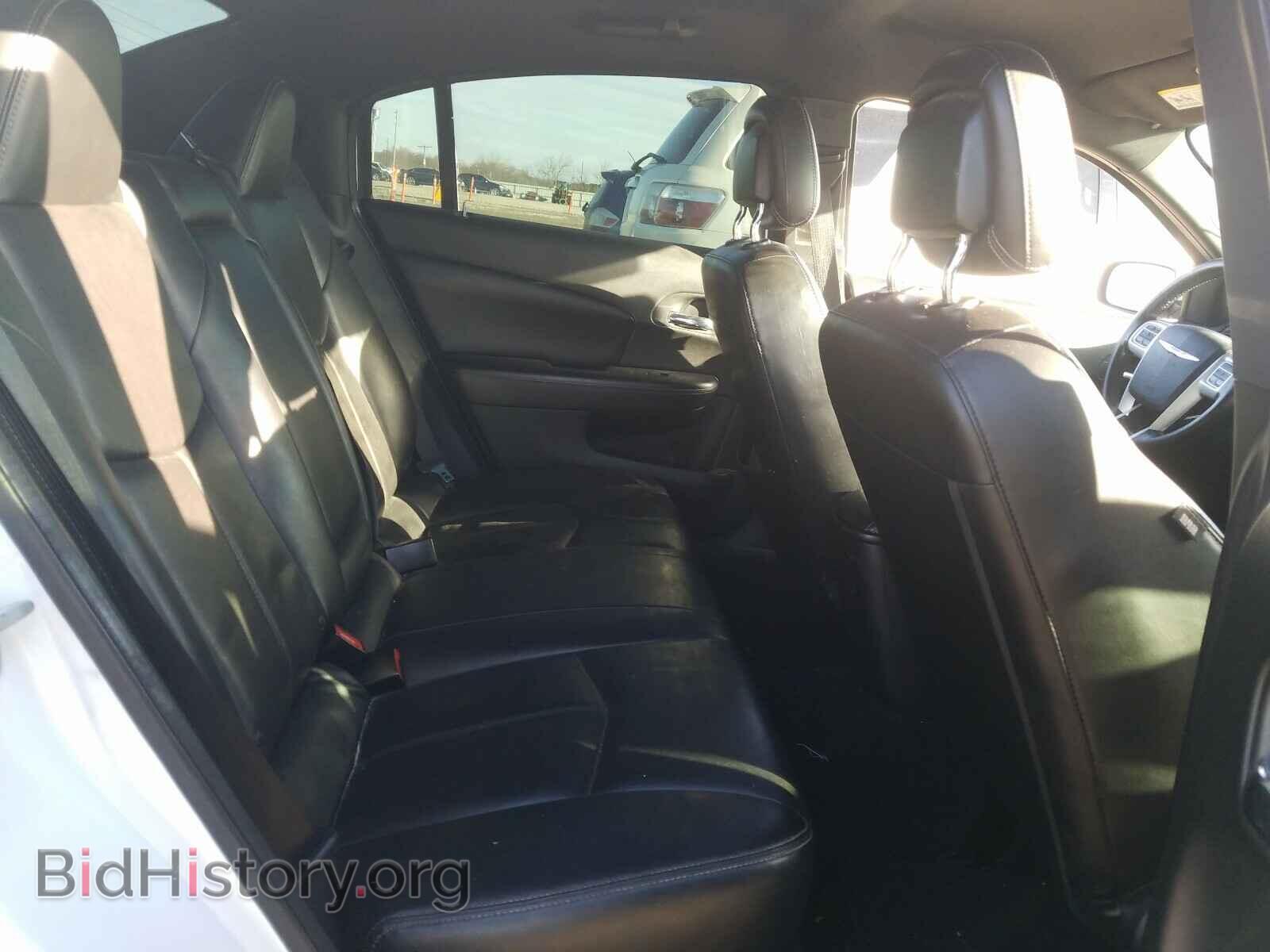 2011 CHRYSLER 200 - VIN: 1C3BC2FB3BN611588 - Photo 6