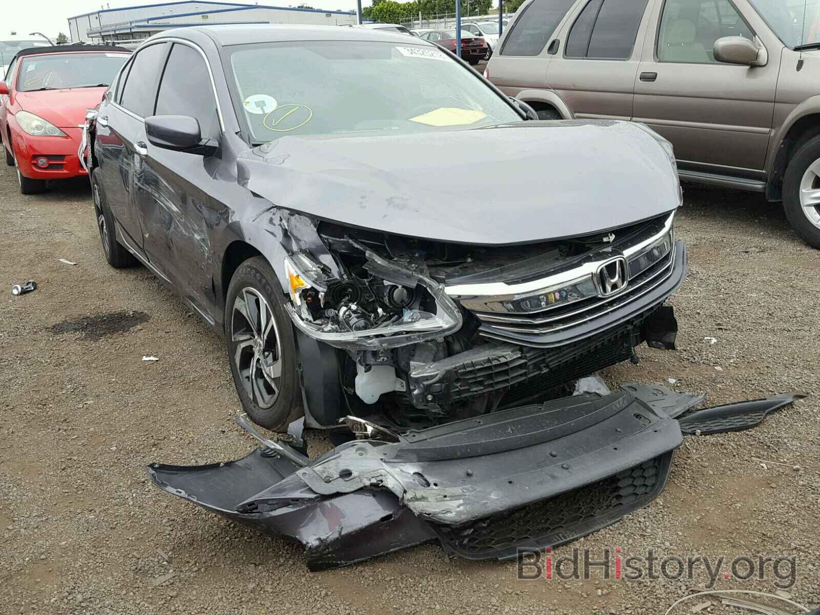 Photo 1HGCR2F32HA264845 - HONDA ACCORD LX 2017