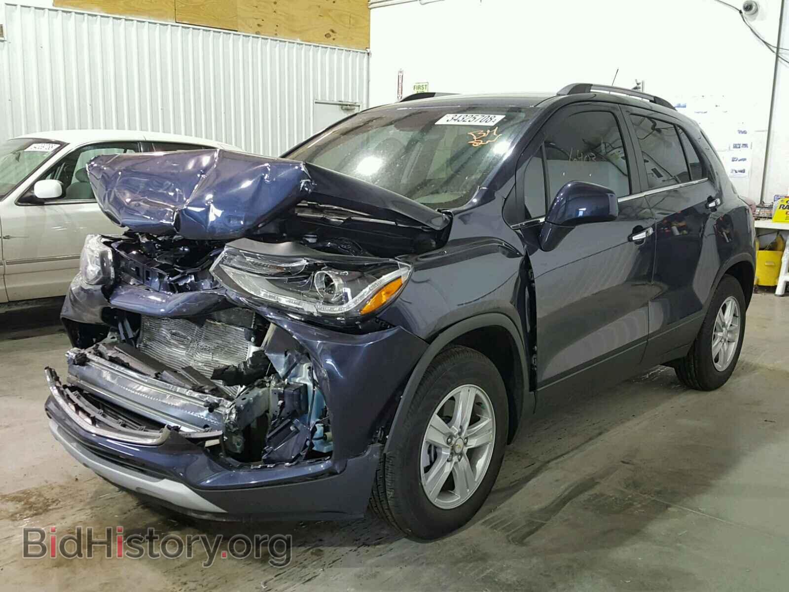2018 CHEVROLET TRAX - VIN: 3GNCJLSB2JL236994 - Фото 2