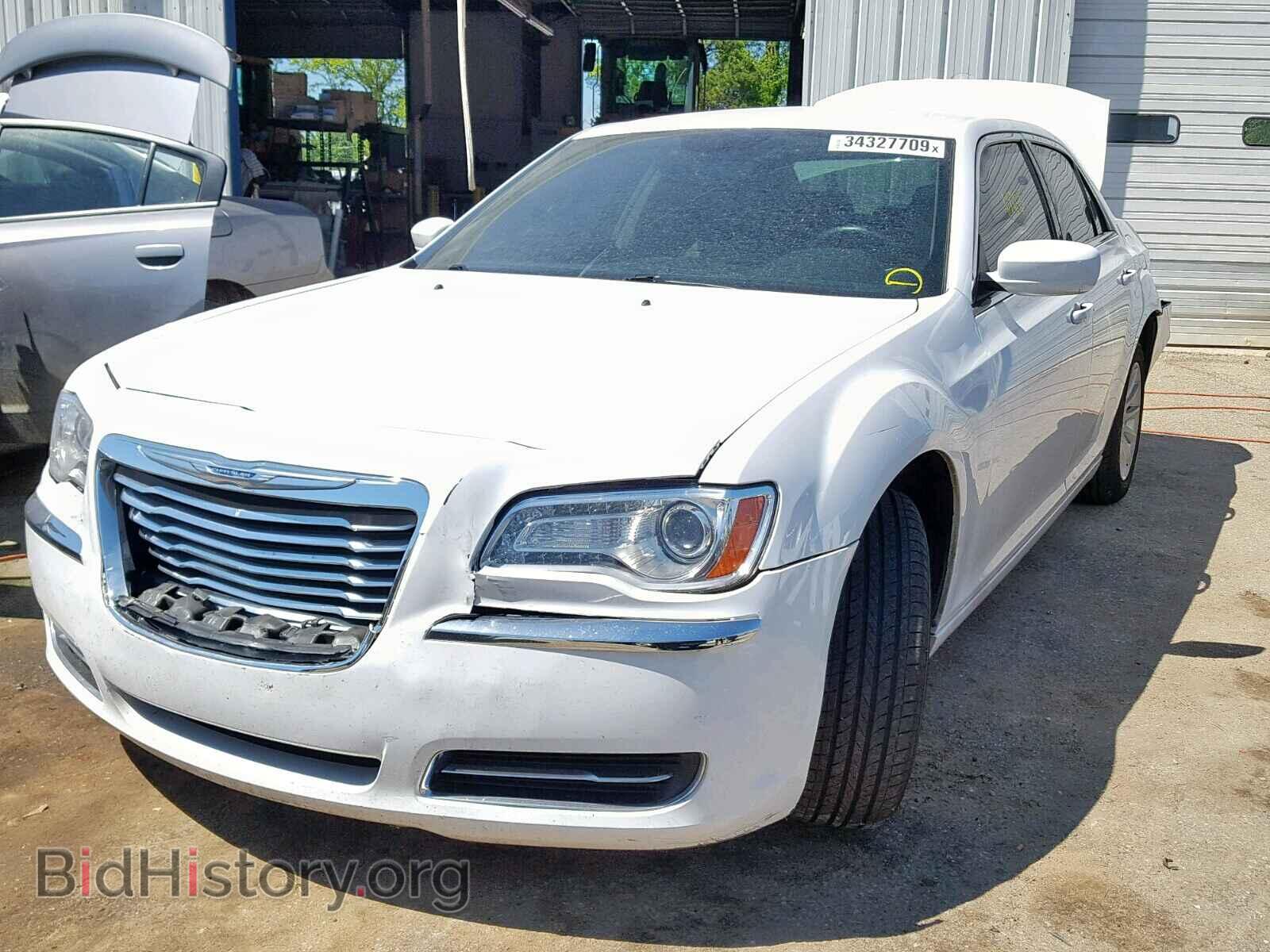 2014 CHRYSLER 300 - VIN: 2C3CCAAG7EH373646 - Фото 2