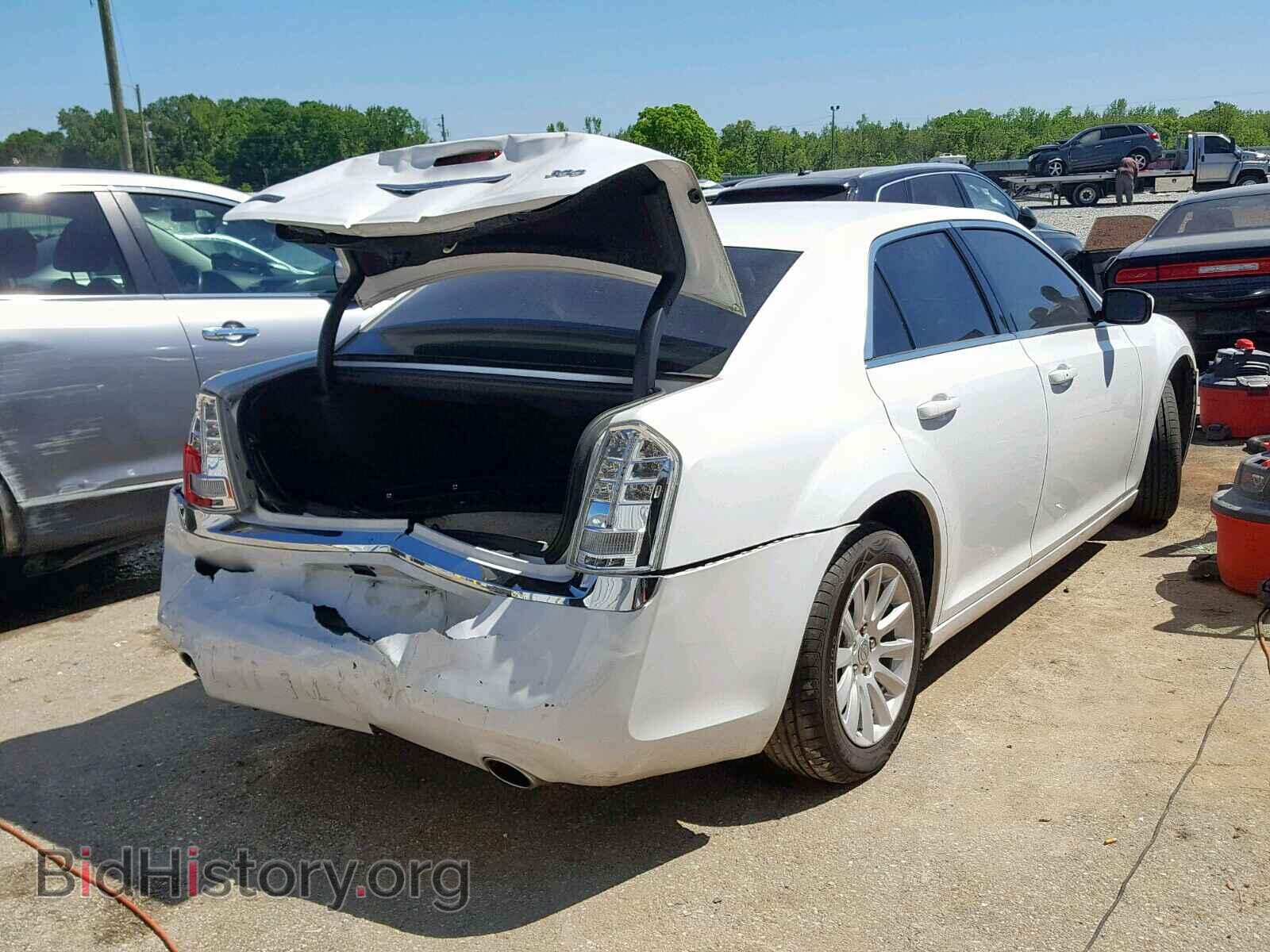 2014 CHRYSLER 300 - VIN: 2C3CCAAG7EH373646 - Фото 4