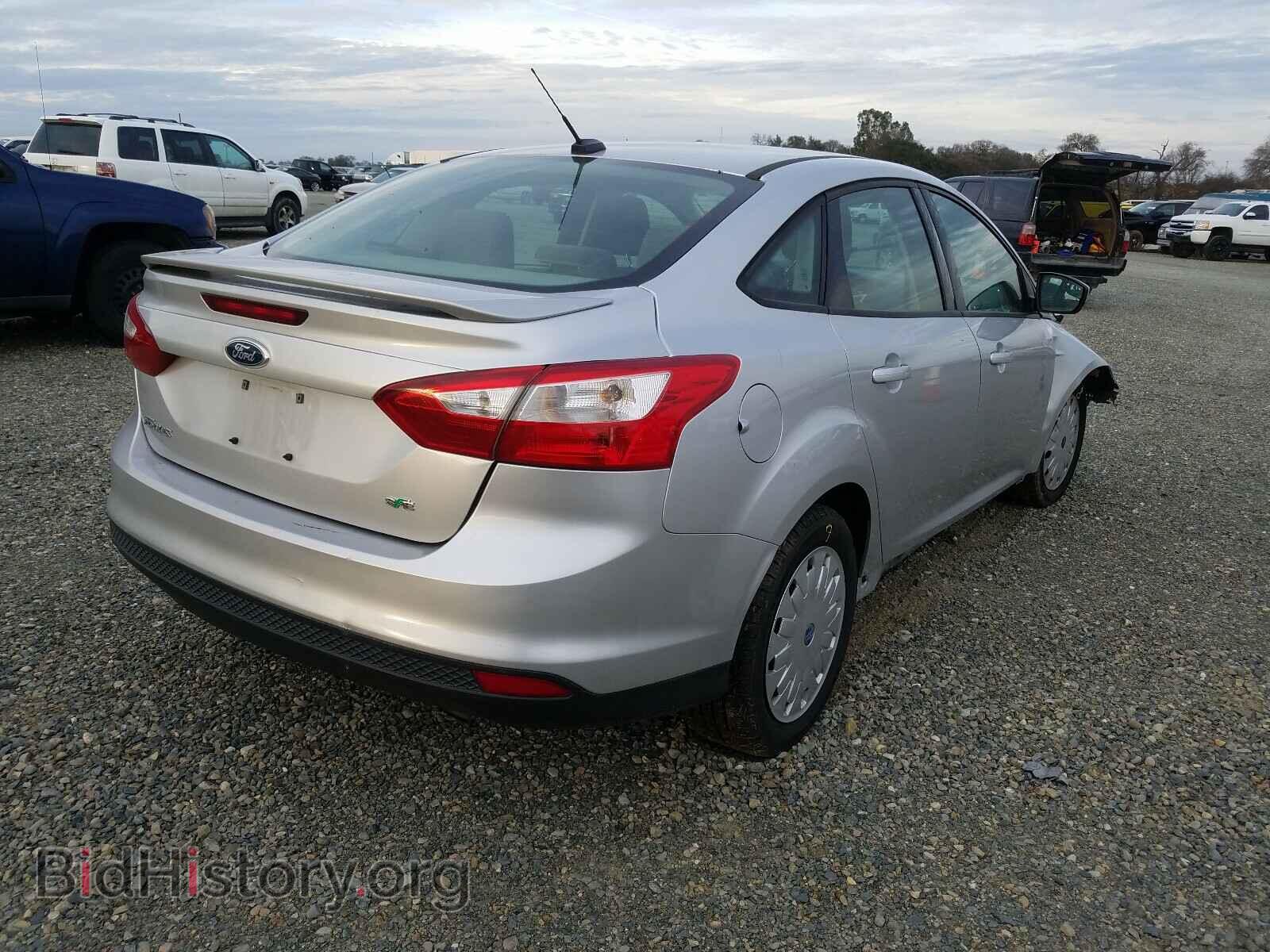 2012 FORD FOCUS - VIN: 1FAHP3F28CL215952 - Фото 4