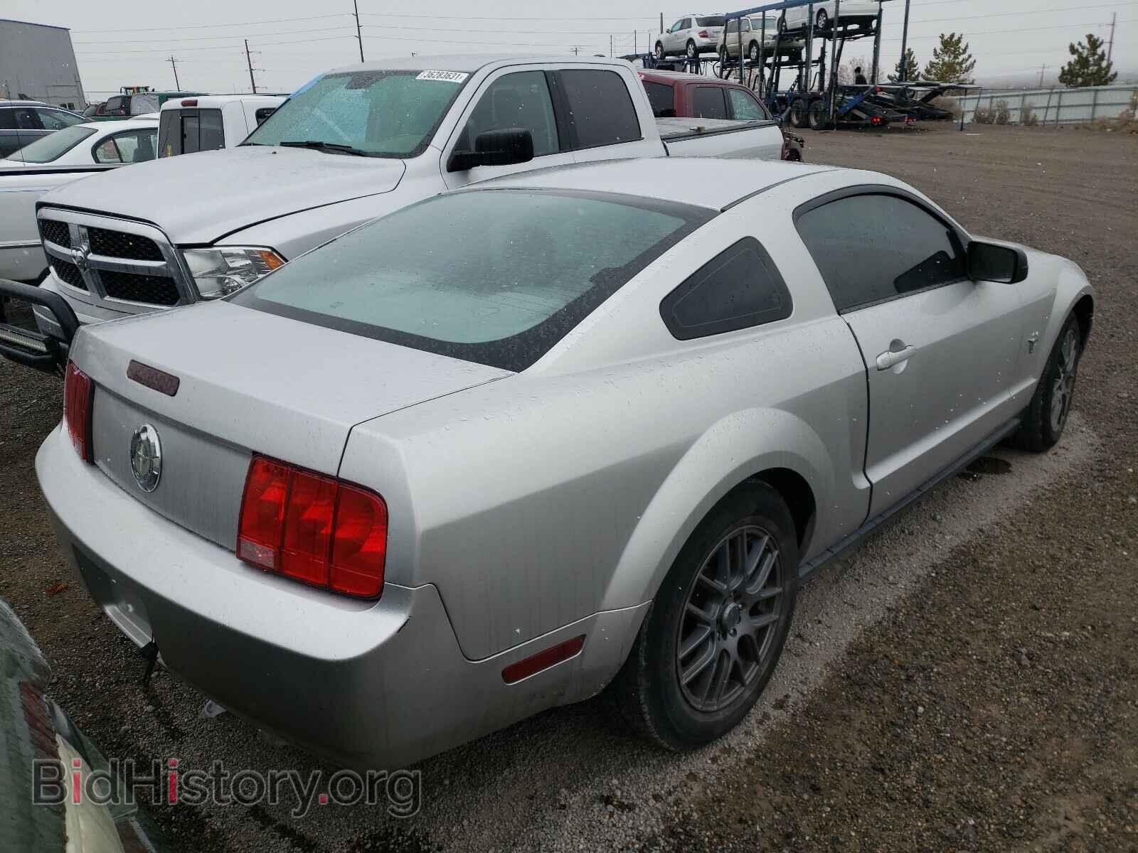 2009 FORD MUSTANG - VIN: 1ZVHT80N395108775 - Фото 4