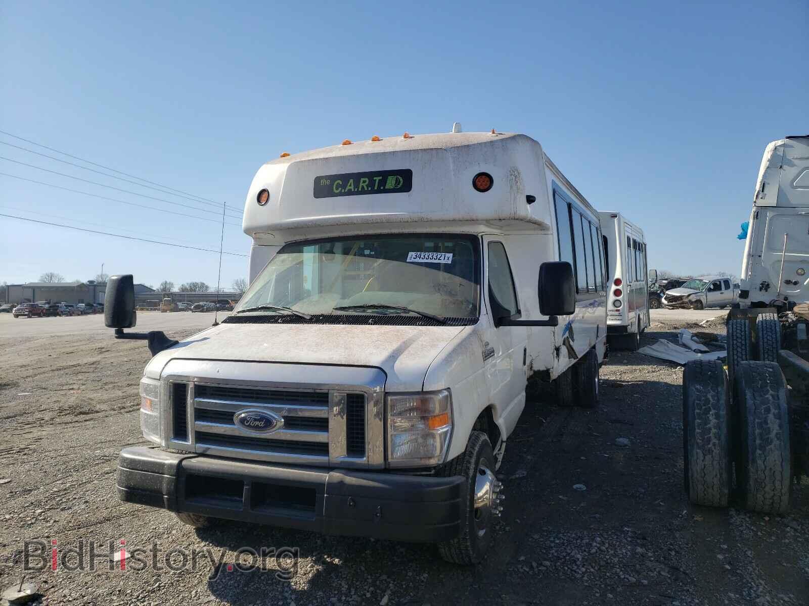 2019 FORD ECONOLINE - VIN: 1FDFE4FS8KDC39735 - Фото 2