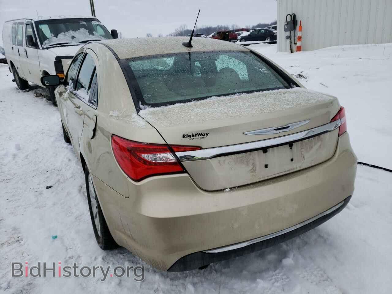 2011 CHRYSLER 200 - VIN: 1C3BC1FG3BN511111 - Фото 3