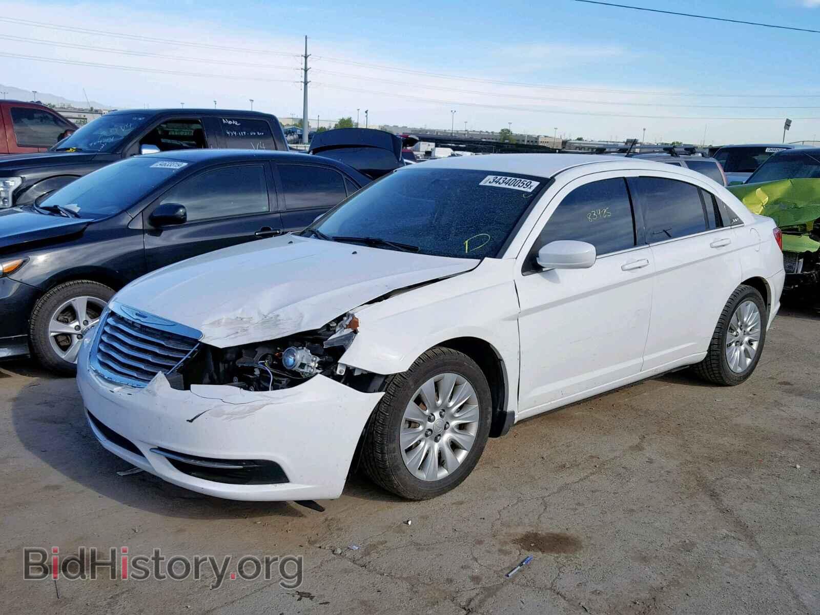 2012 CHRYSLER 200 - VIN: 1C3CCBAB4CN321292 - Фото 2