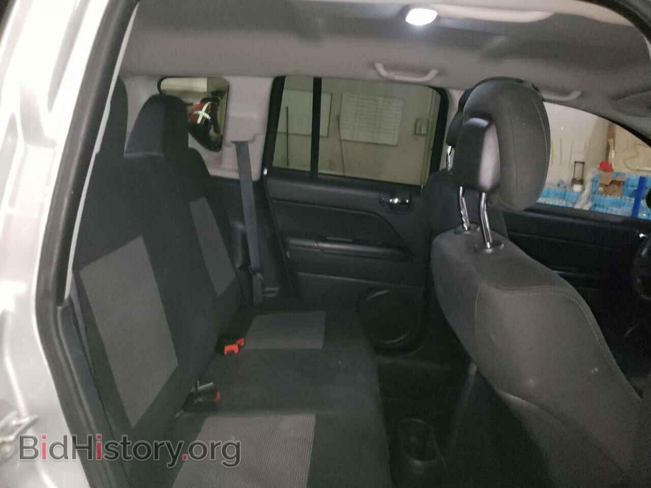 2011 JEEP COMPASS - VIN: 1J4NT1FB8BD290733 - Photo 6