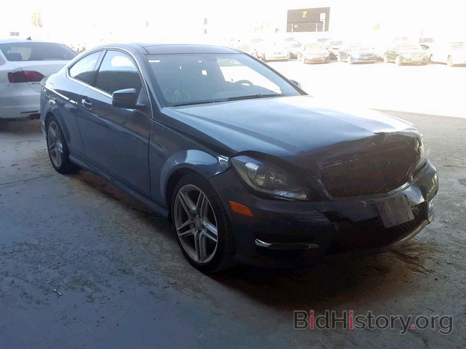 Photo WDDGJ4HB2DG049695 - MERCEDES-BENZ C 250 2013