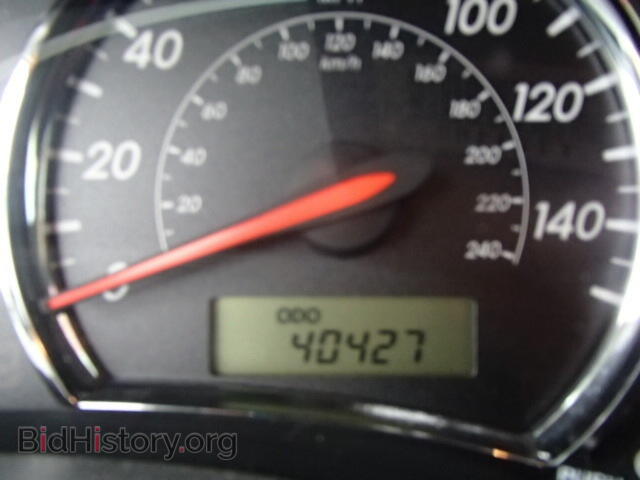 2011 TOYOTA COROLLA - VIN: 2T1BU4EE1BC674952 - Фото 8