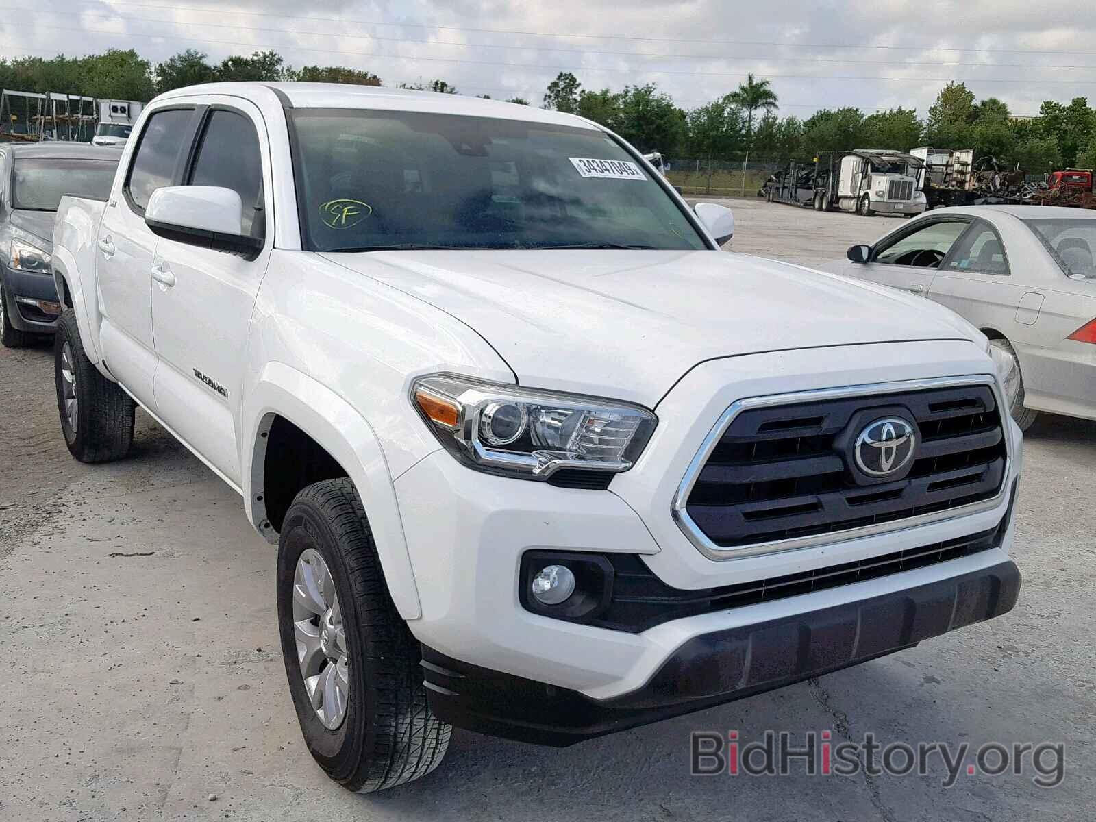 Photo 5TFAX5GN3JX121662 - TOYOTA TACOMA DOU 2018