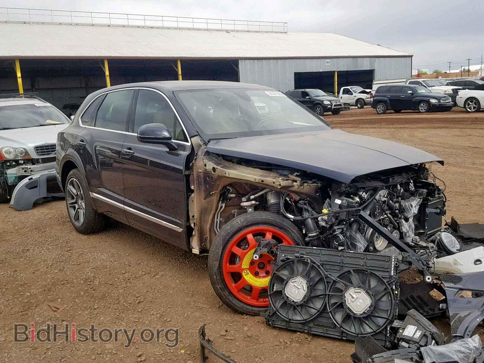 Photo SJAAC2ZV4JC018346 - BENTLEY BENTAYGA 2018